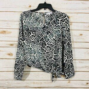 Socialite women’s long sleeve Leopard print top‎ XS